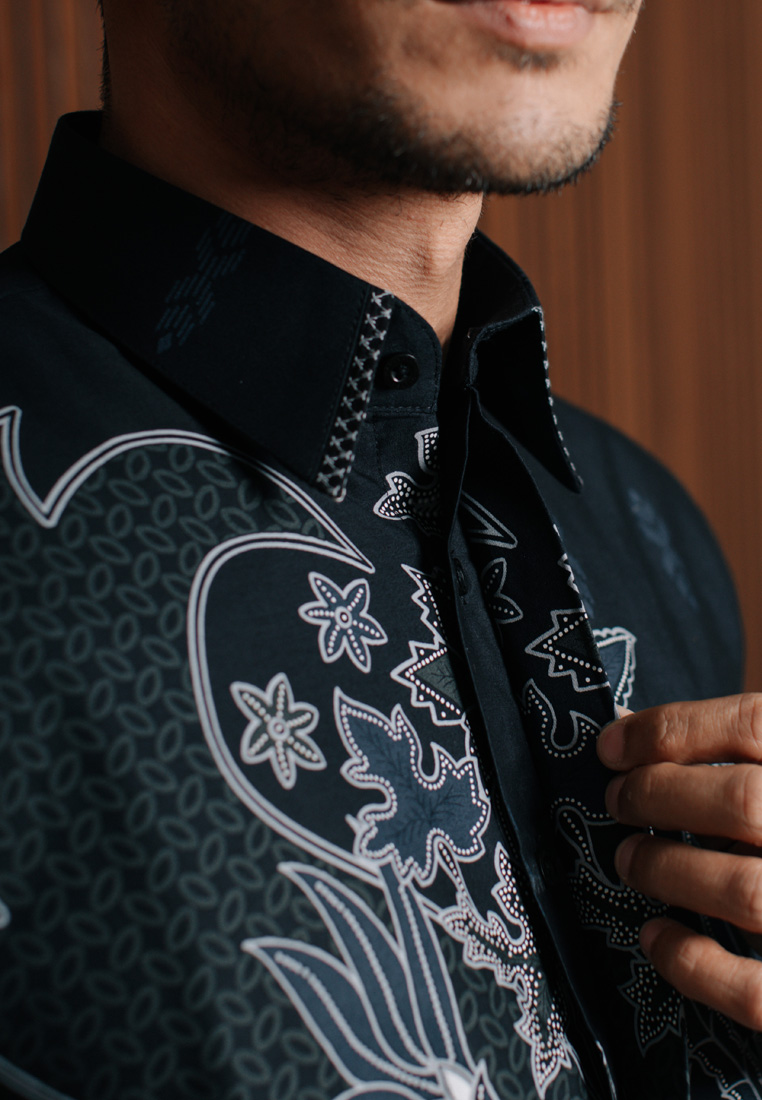 Hadinata Embroidery Batik Kemeja Pendek Prakash Prita-1